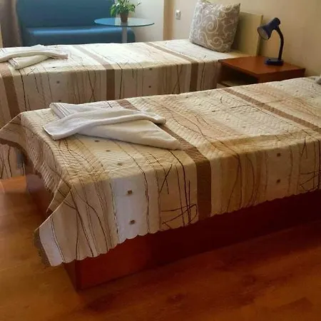 Family Solar Хотел