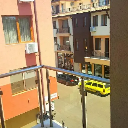 Хотел Family Solar