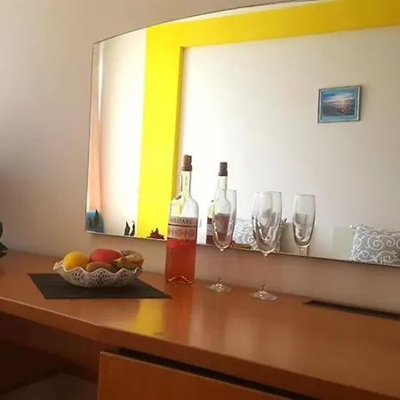 Family Solar Хотел *