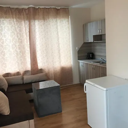 Хотел Family Solar *